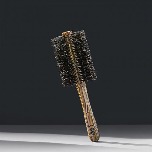 Oribe Italian Resin Round Brush Metssea- ja nailonharjastega ümmargune hari Medium