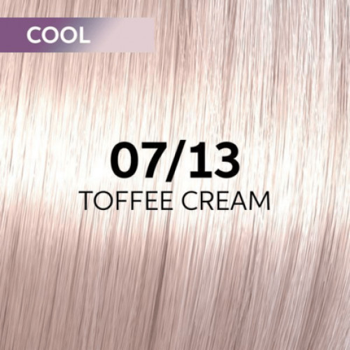 Wella Professionals Shinefinity Zero Lift Glaze Demi-Permanent Geelsed juuksevärvid 60ml