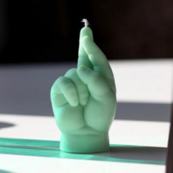CandleHand Baby Crossed Fingers Candle Küünal Pastel Blue