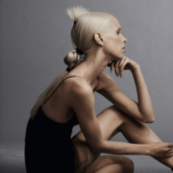 Sebastian Professional Dark Oil Smooth & Shine Conditioner Juuksepalsam, mis ei tee juukseid raskeks 250ml