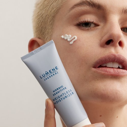 Lumene Nordic Sensitive [Herkkä] Weightless Moisturizer Kerge päevane näokreem 50ml