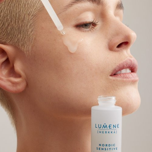 Lumene Nordic Sensitive [Herkkä] Weightless Serum Näoseerum 30ml