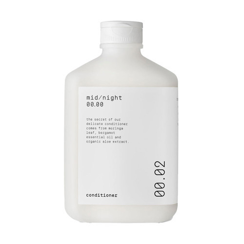 Midnight 00.00 Nourishing Hair Conditioner 00.02 Toitev juuksepalsam 300ml