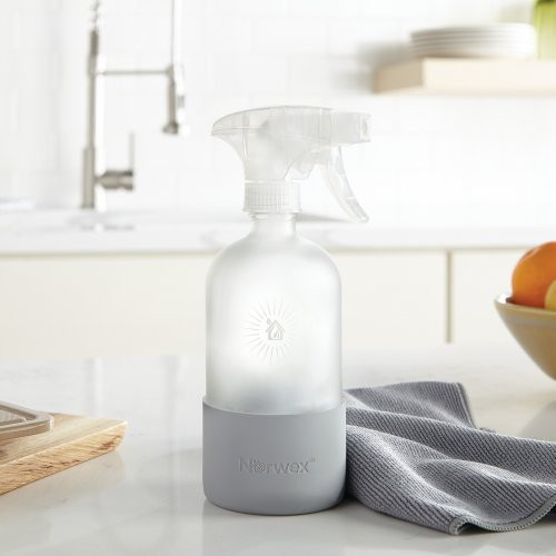 Norwex Forever Bottle with Sprayer Klaaspudel koos pihustiotsakuga 473ml