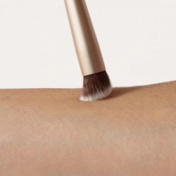 Jane Iredale Concealer Brush Vedelate vahendite pealekandmise pintsel 1 tk