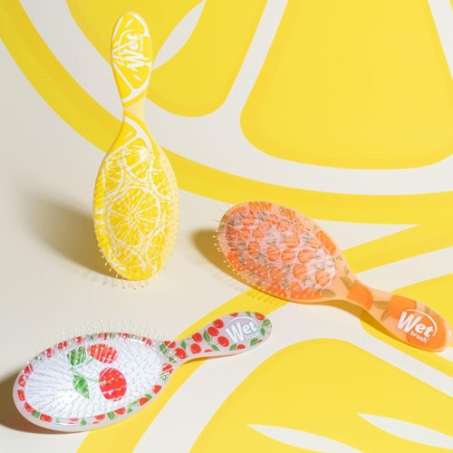 WetBrush Tutti Fruitti Original Detangler Juuksehari Cherry