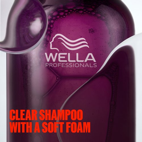 Wella Professionals Ultimate Color Shampoo Step 1 Värvitud juustele mõeldud sulfaadivaba šampoon 250ml