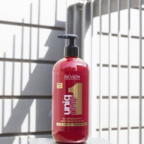 Revlon Professional Uniq One All In One Shampoo Šampoon 490ml